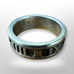 Tiffany and Co. Atlas Narrow Band Size 5